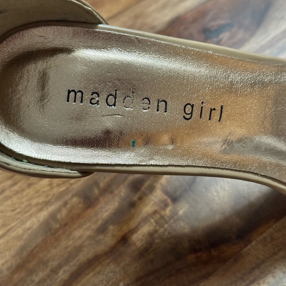 Madden Girl Beige Strappy Heels‎ - Picture 2 of 8